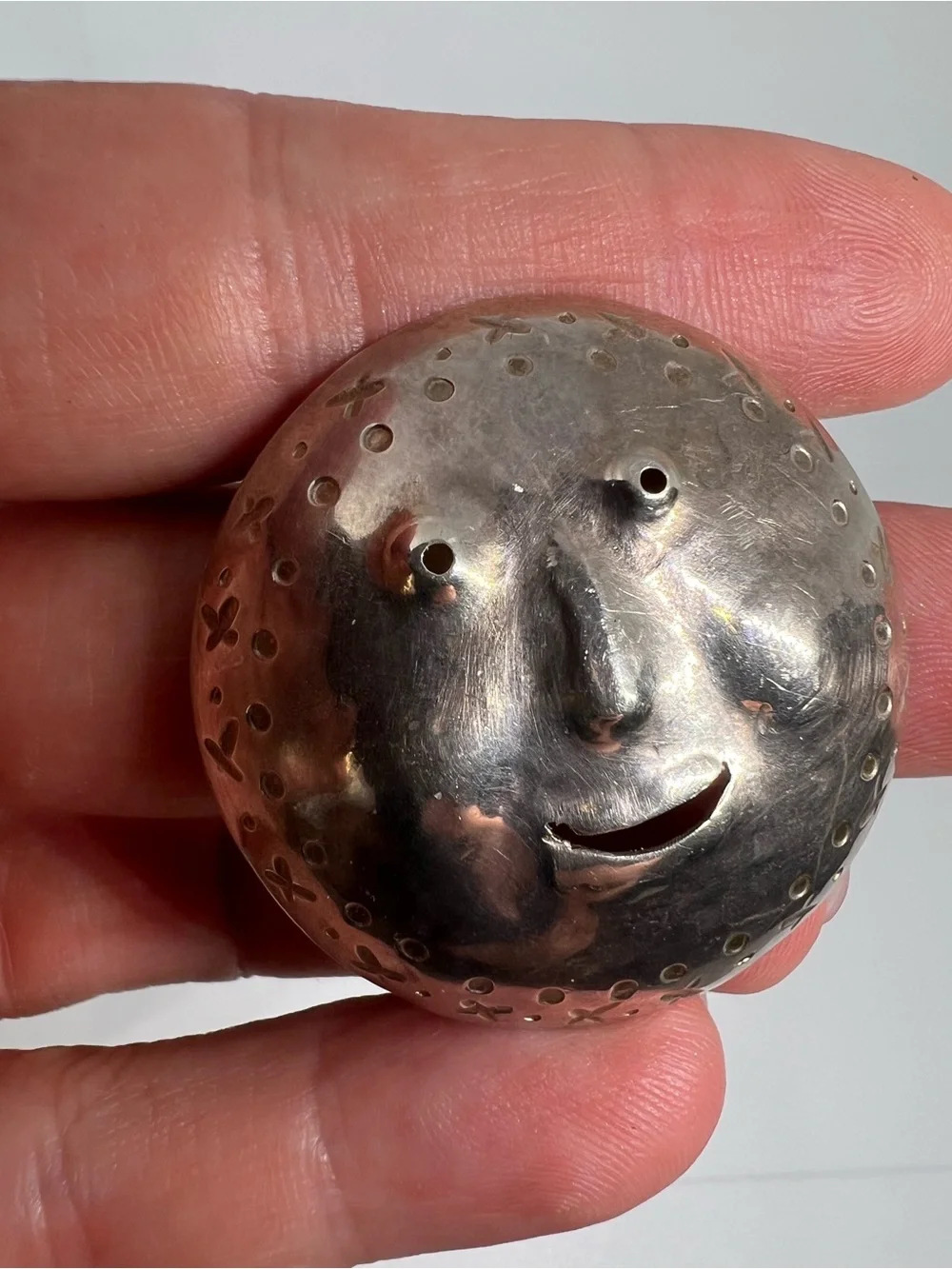 VTG Liderneau Artisan Sterling Silver Smiling Moon Brooch pin